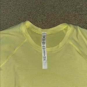 Lululemon Swiftly Tech long sleeve